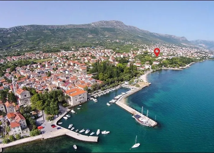 Spacious Apartment With Garden Close To The Sea In Kastel Luksic Split Апартаменты *